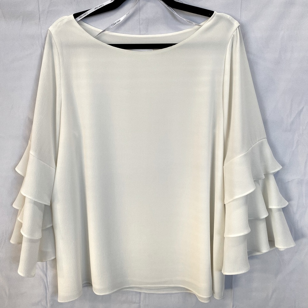 EUC Calvin Klein white crepe blouse with tiered sleeves
